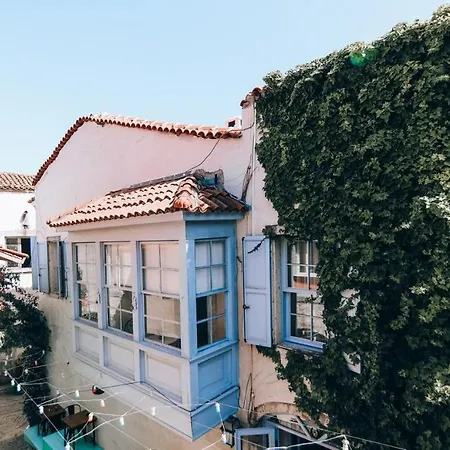 Hotel Tashmahal Butik Alacati 3*
