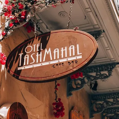Tashmahal Butik Alacati Cesme