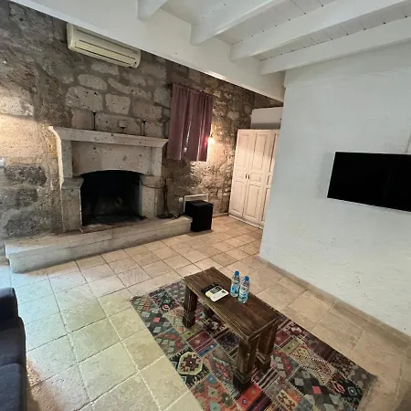 Tashmahal Butik Alacati 3* Cesme